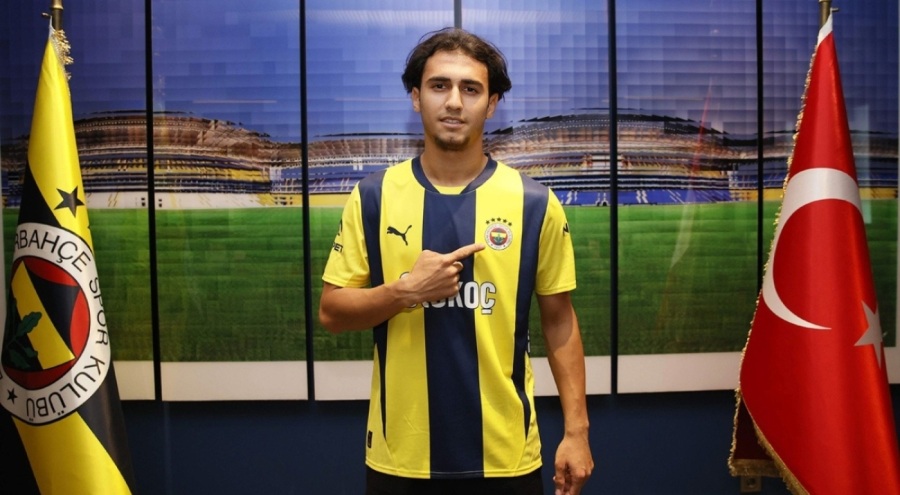 Bursaspor'lu Yiğit Fidan'ı, Fenerbahçe kadrosuna kattı
