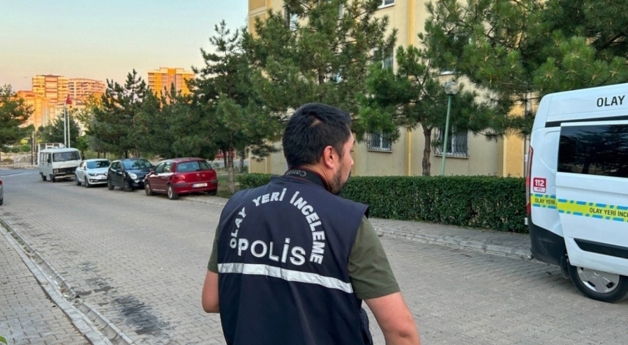 3 yaşındaki çocuk dördüncü kattan düşüp öldü