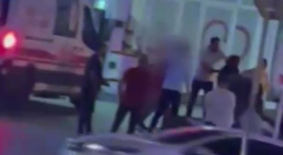 Hastaya giden ambulans şoförüne motorlu saldırı!