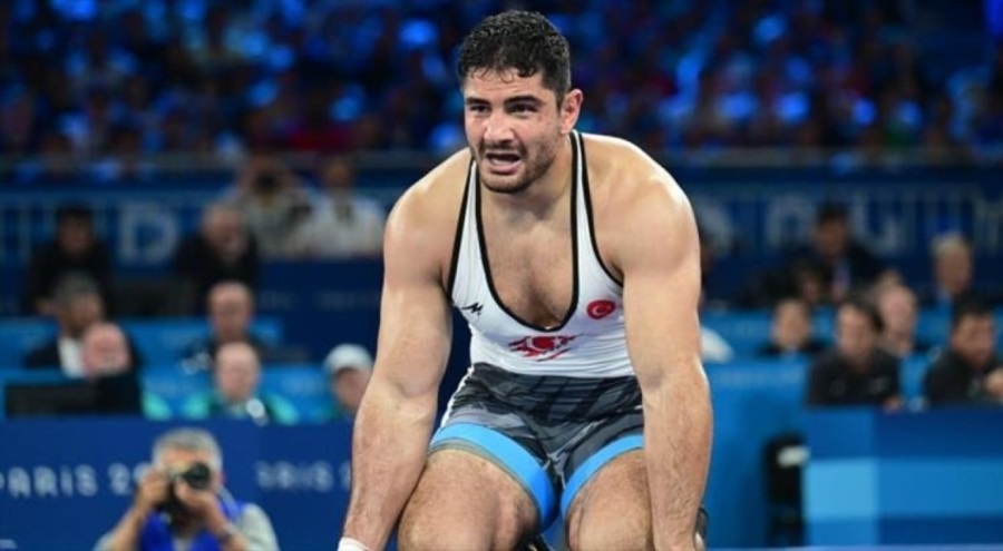 Taha Akgül'den bronz madalya!