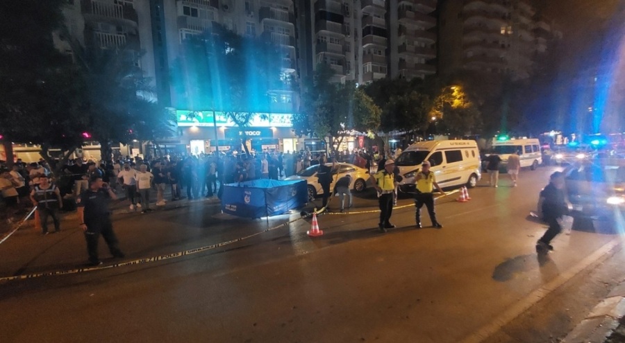 Otomobilin çarptığı yaya öldü
