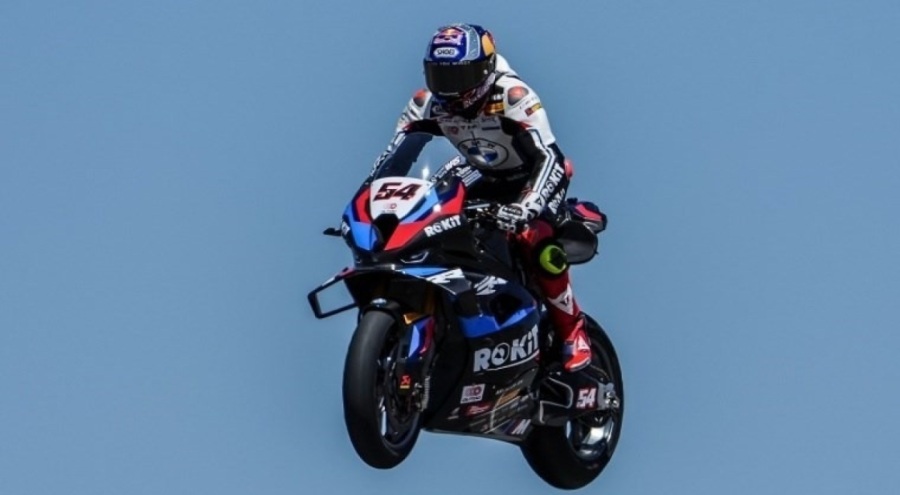 Toprak Razgatlıoğlu'ndan tarihi galibiyet!