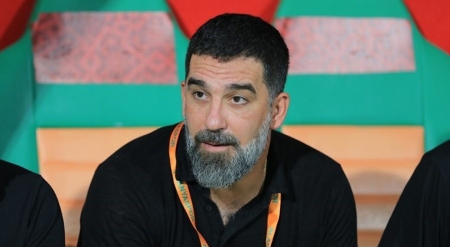 Arda Turan ilk Süper Lig maçında kırmızı kart gördü!