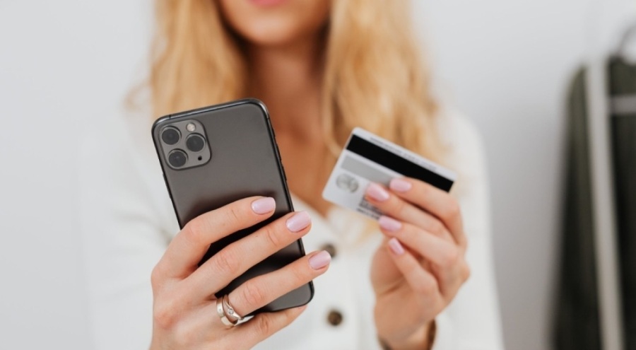 Kredi ve banka kartıyla alışveriş yapanları ilgilendiriyor! Süresi 1 yıl uzatıldı