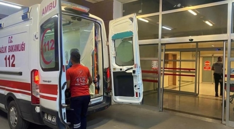 Yüksekten düşen çocuk işçi yaralandı