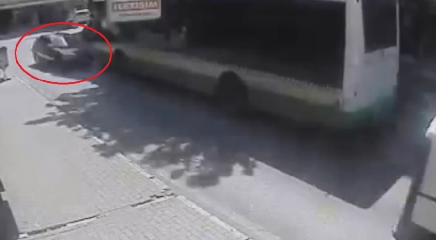 Bursa'da acemi sürücünün dükkanına daldığı iş yeri sahibi isyan etti