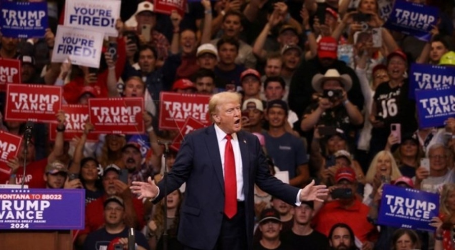 Trump bir yıl sonra X'e geri döndü