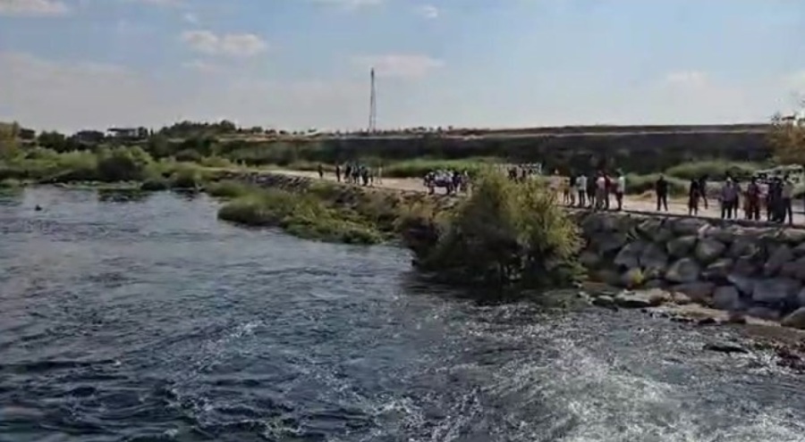 Serinlemek için Fırat Nehri'ne giren çocuk kayboldu