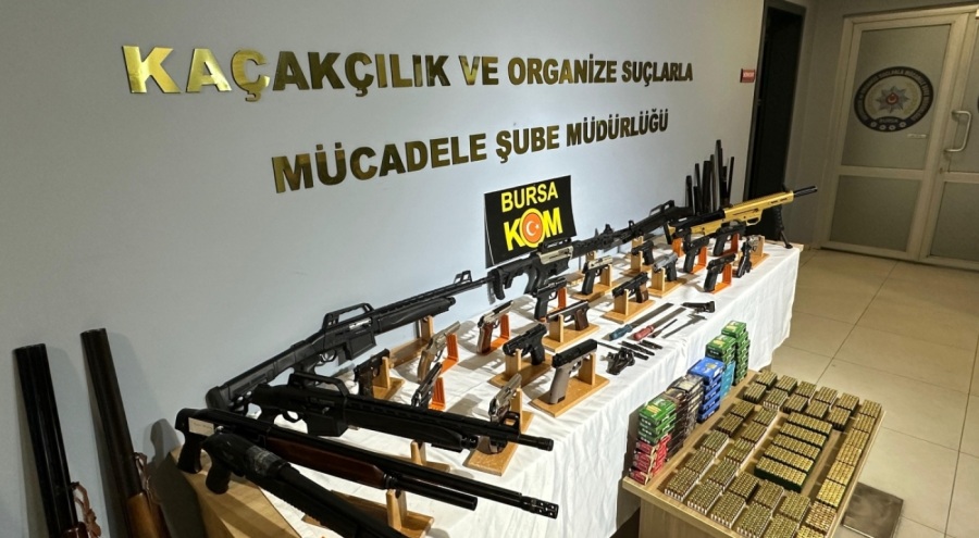 Bursa'da tefecilik ve ruhsatsız silah ticareti operasyonu