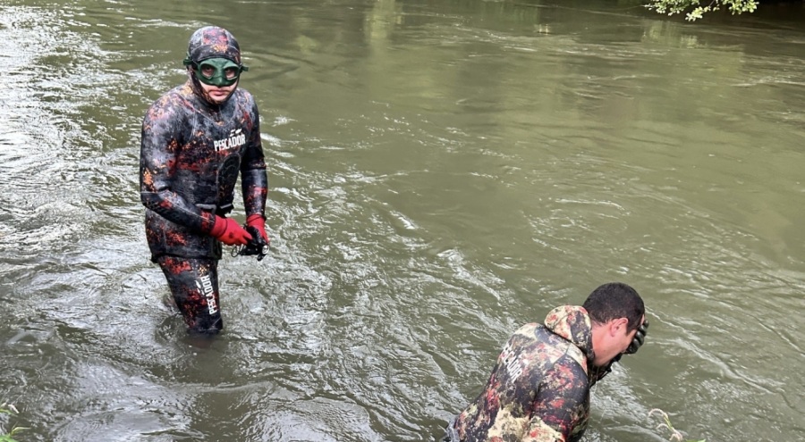Gönen Çayı'na giren genç kayboldu