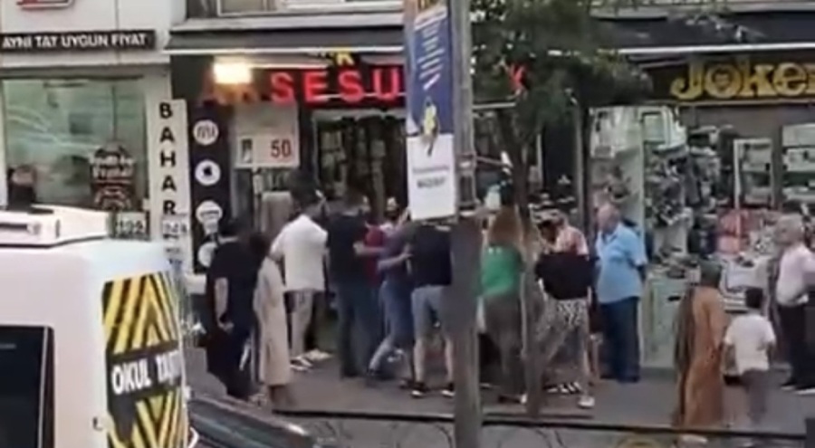 Bursa Fomara'da kavga eden kadınlar caddeyi birbirine kattı!