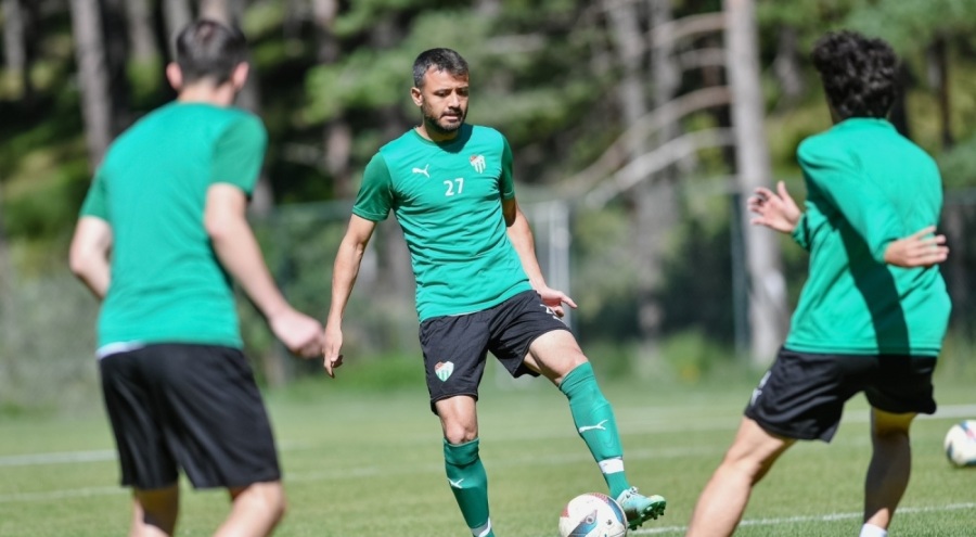 Bursaspor'da yeni sezon hazırlıkları sürüyor