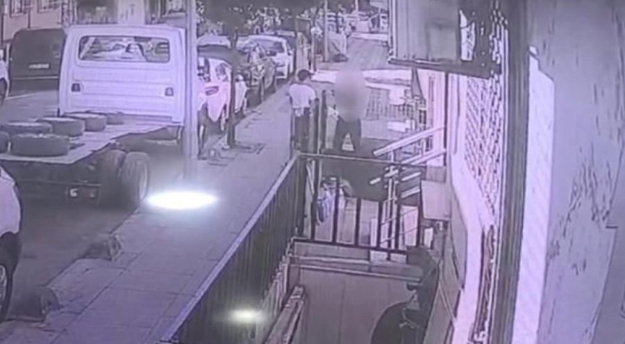 Kaldırımda yürüyen hamile kadına taciz!