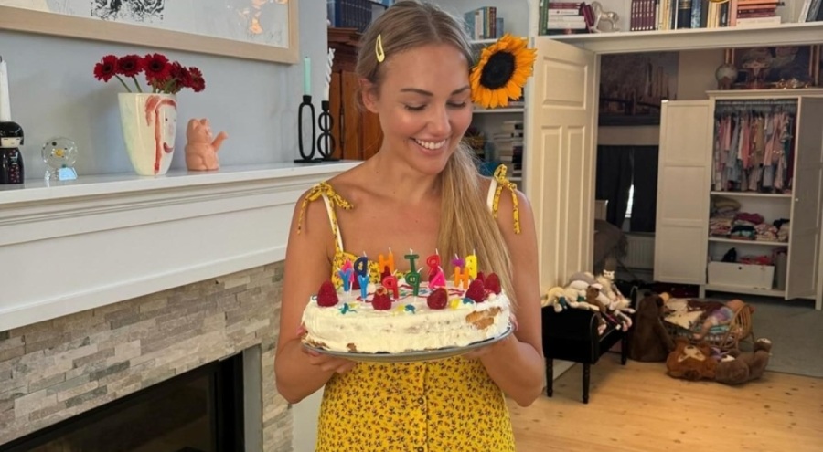 Oyuncu Meryem Uzerli 41'inci yaş gününü kutladı