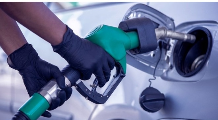 Zam pompa fiyatlarına yansıdı