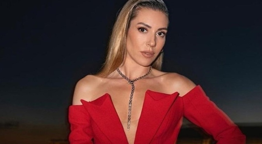 Sinem Kobal, filminin vizyon tarihini açıkladı