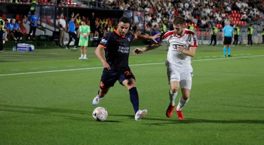 Başakşehir play-off için sahada