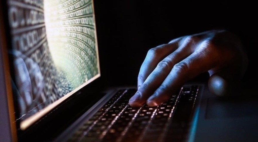 Siber saldırı ile yolcu uçakları düşürebilir mi?