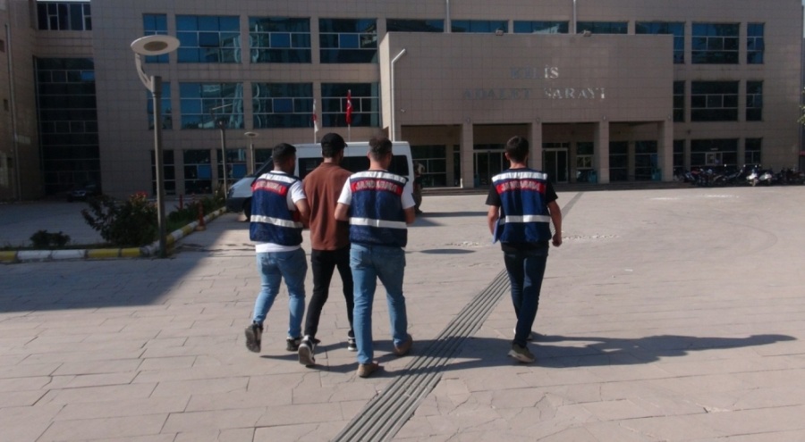 Kilis'te PKK şüphelisine operasyon