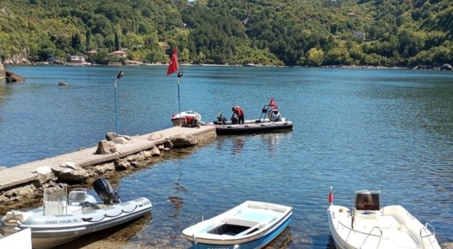 Kastamonu'da batan teknedeki 3 kişiden 2'sinin cansız bedenleri bulundu