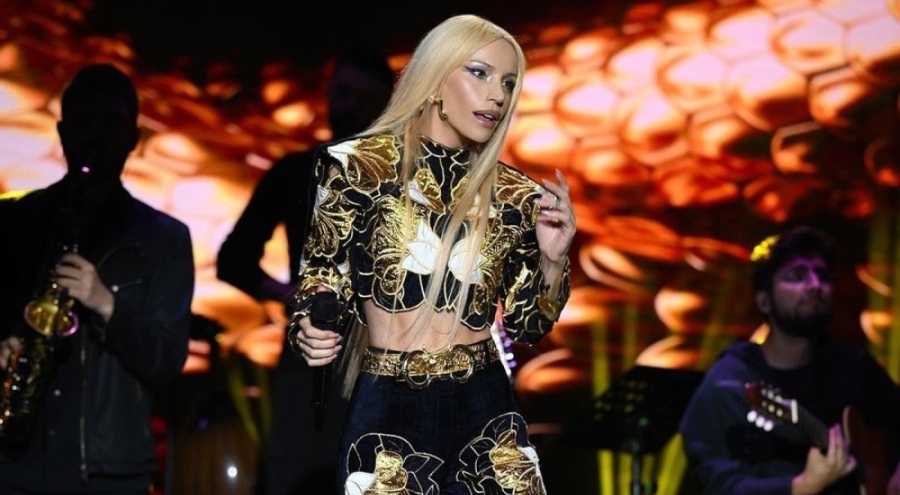 Gülşen İzmir konserini erteledi