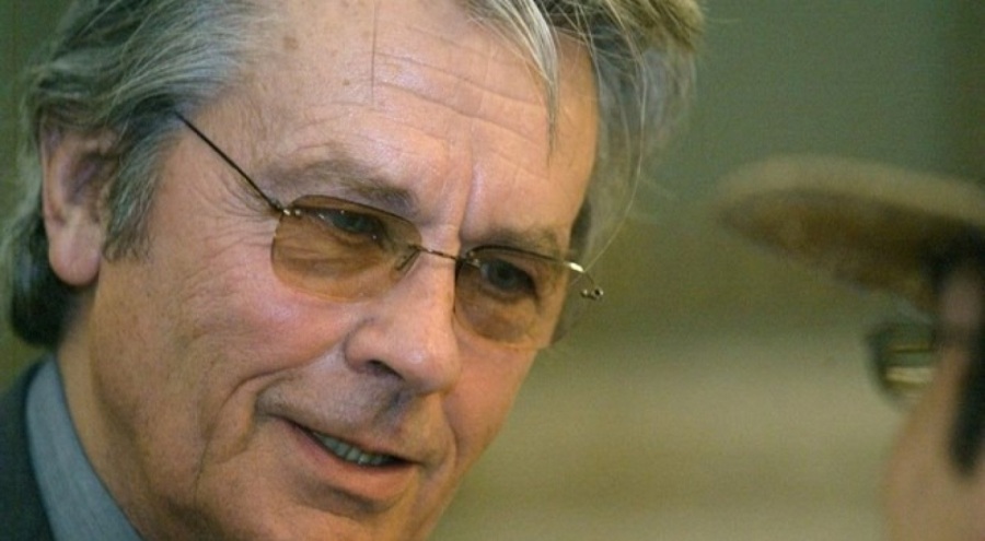 Fransız yıldız Alain Delon hayatını kaybetti