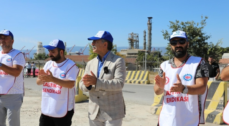 Bursa'da Gemlik Gübre'de işçi çıkarmalara tepki