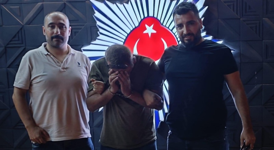 32 yıl aranması olan zanlı Bursa'da gece kulübünde yakalandı