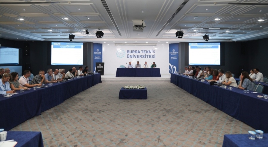 BTÜ'de 'Yükseköğretimde İnsan Kaynakları Yönetimi Çalıştayı' yapıldı