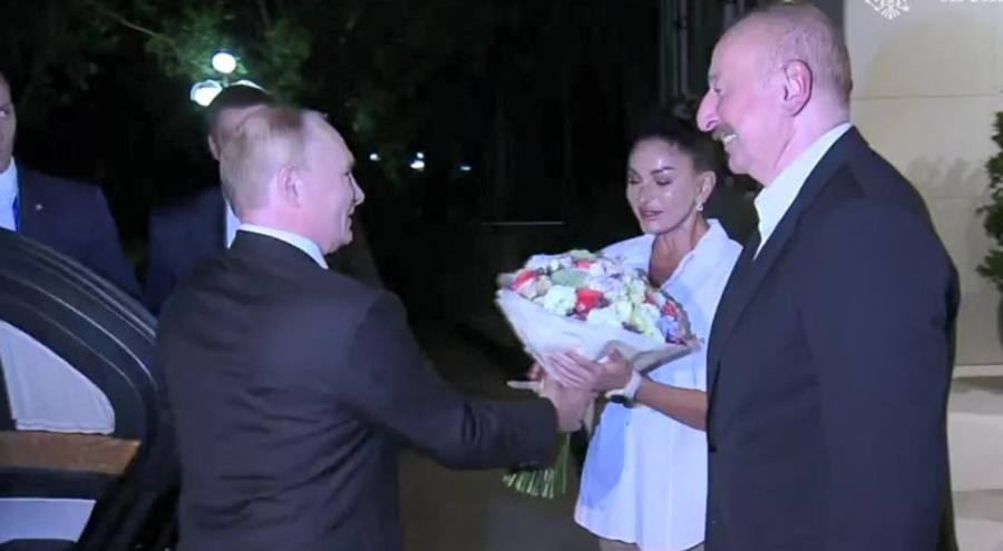 Vladimir Putin'den Azerbaycan'a ziyaret