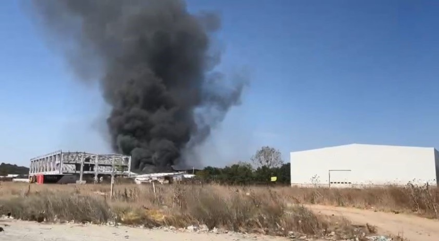 Geri dönüşüm tesisindeki yangın