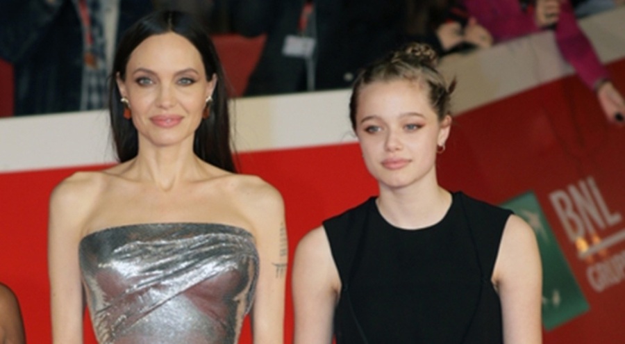 Angelina Jolie ve Brad Pitt'in kızı Shiloh, babasının soyadını resmen sildi