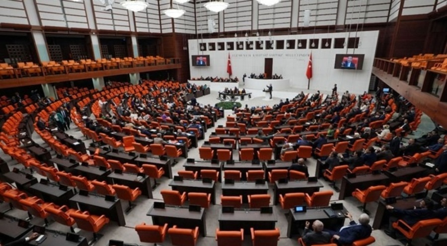 Meclis'te sandalye dağılımı değişti