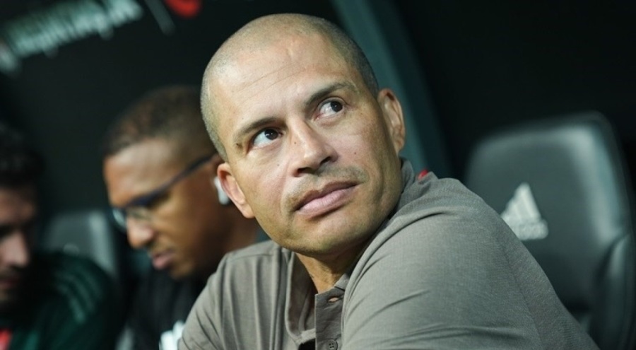 Alex de Souza radarına Galatasaraylı oyuncuyu aldı