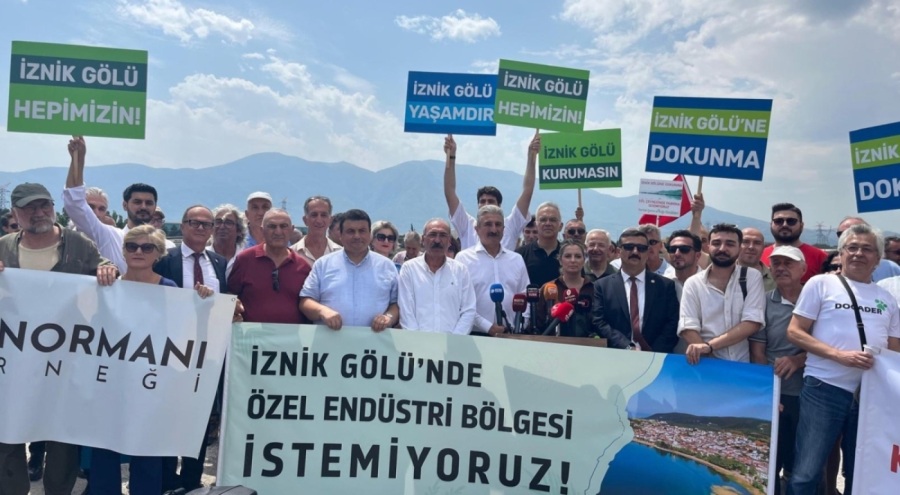 Bursa'da kağıt fabrikasına tepkiler çığ gibi büyüyor! "İznik Gölü için direneceğiz"