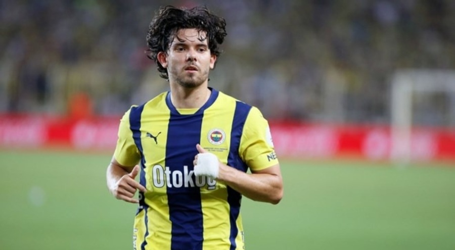 Manchester United'dan Ferdi Kadıoğlu kararı