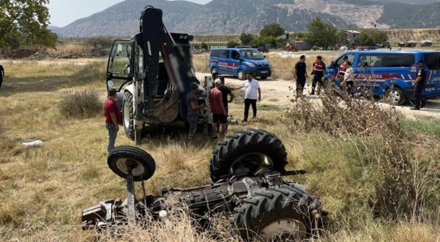 Traktör şarampole devrildi, sürücü feci şekilde can verdi