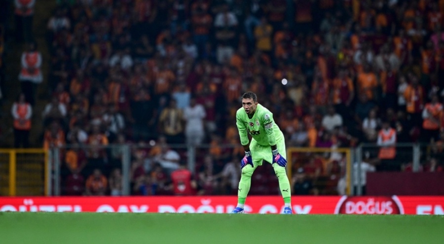 Galatasaray'da Fernando Muslera şoku!