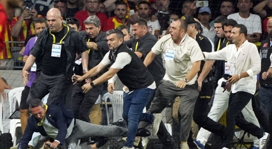 Ali Koç'tan, 54 kişiye suç duyurusu