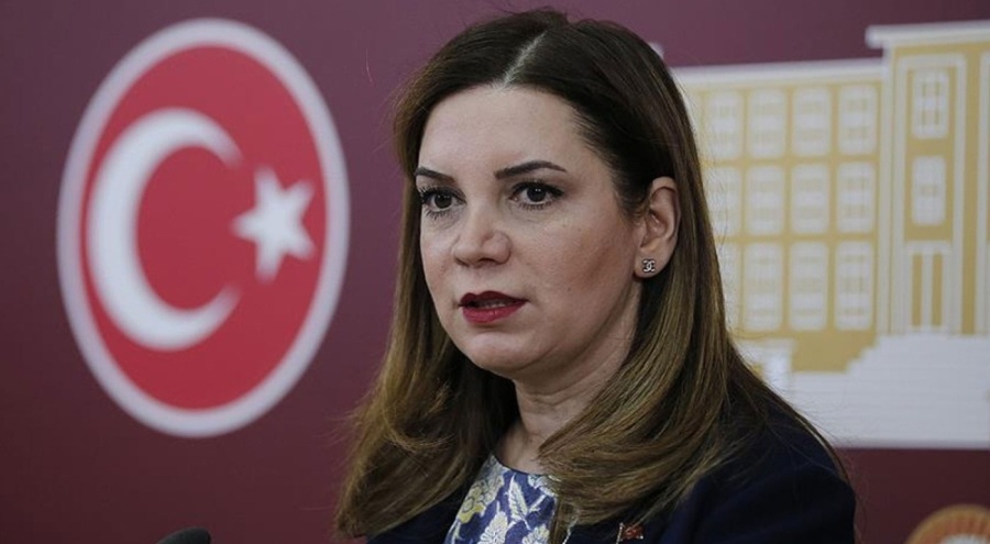 Arzu Erdem, MHP'den istifa etti