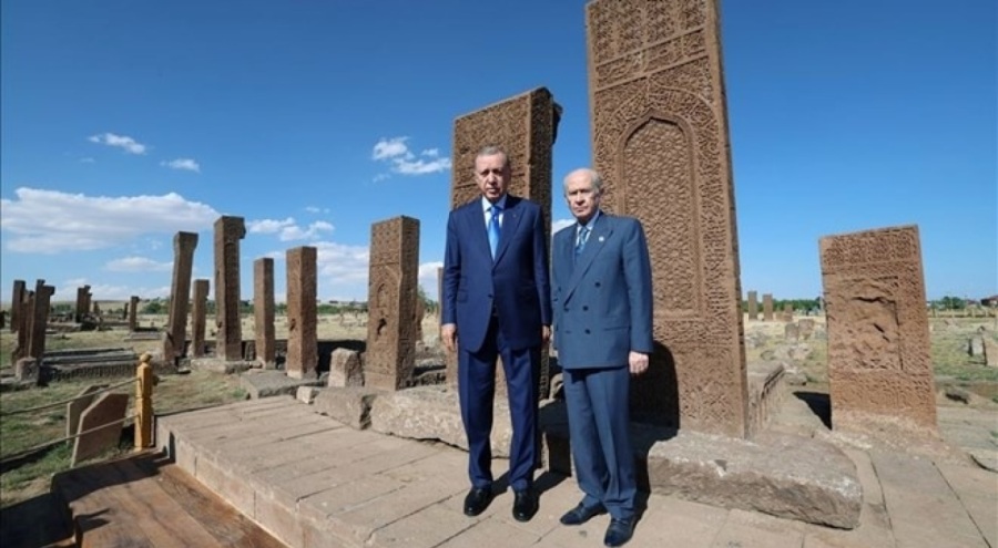 Kabine Toplantısı Ahlat'ta başladı