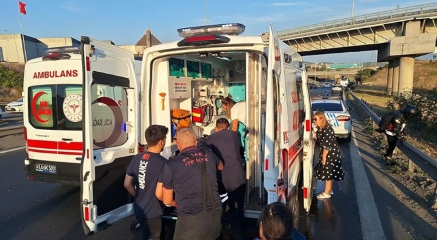 TEM'de 4 araç birbirine girdi! Yaralılar var