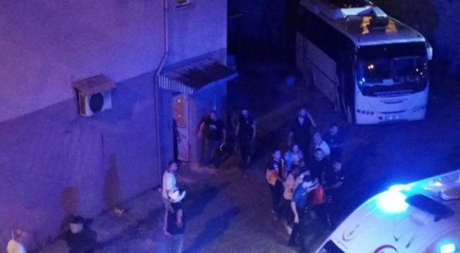 Birlikte yaşadığı ablası, eniştesi ve 2 yeğenini bıçakladı