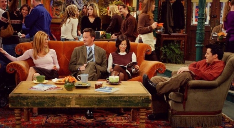 'Friends' dizisinin eşyaları açık artırmaya çıkarılıyor