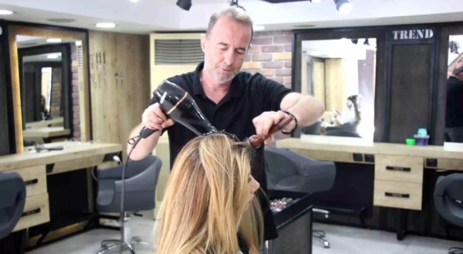 Kadın kuaförleri pazar günleri kapanmayacak!