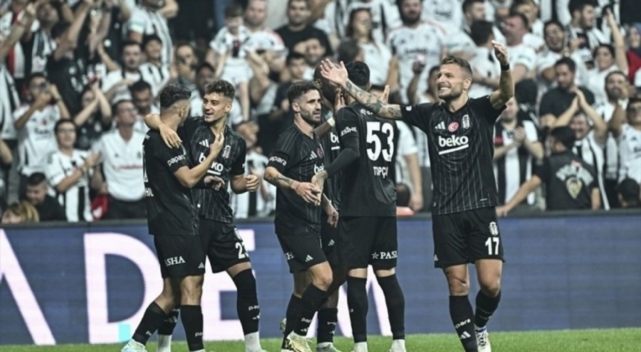 Beşiktaş, UEFA Avrupa Ligi gruplarına kaldı!