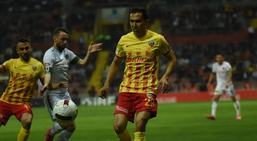Kayserispor'da Shukurov ile yollar ayrıldı