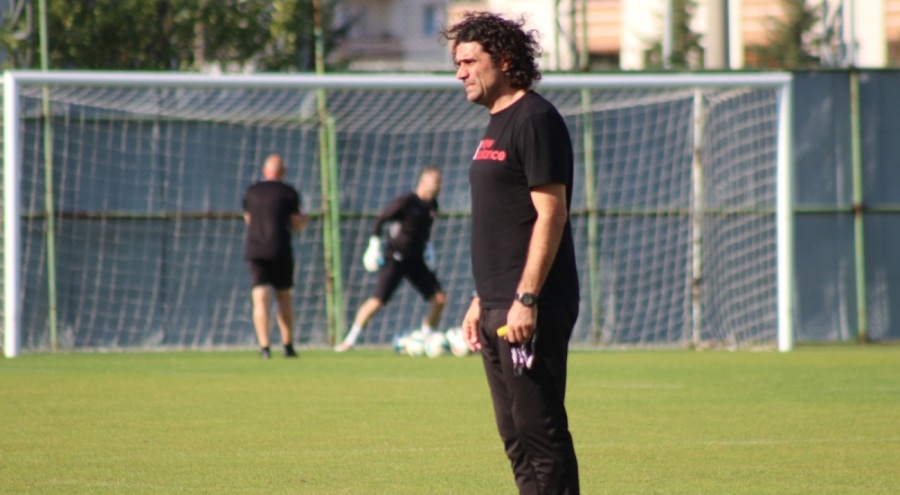 Boluspor'da teknik direktör ile yollar ayrıldı