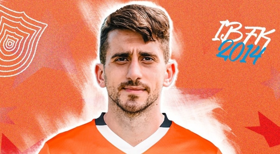 Başakşehir, Ömer Faruk Beyaz'ı transfer etti