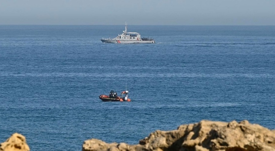 Manş Denizi'nde göçmen teknesi battı